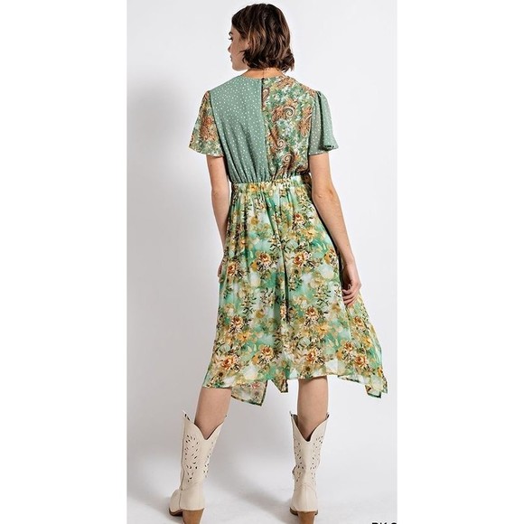 New Gigio Size M L Green Floral Dot Print Twist Waist Asymmetrical Dress - Picture 3 of 6